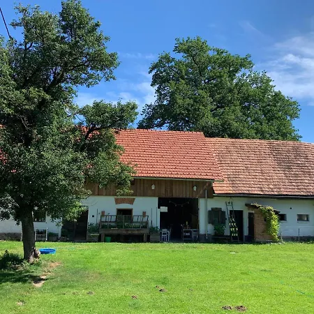 アパート Kellerstoeckl Am Veganen Bio-lebenshof 