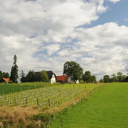 アパート Kellerstoeckl Am Veganen Bio-lebenshof 