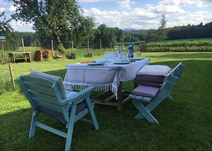 Kellerstöckl Am Veganen Bio-lebenshof Varm - Vegane Farm Bergla