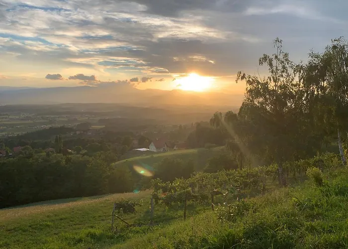Kellerstöckl Am Veganen Bio-lebenshof Varm - Vegane Farm Bergla